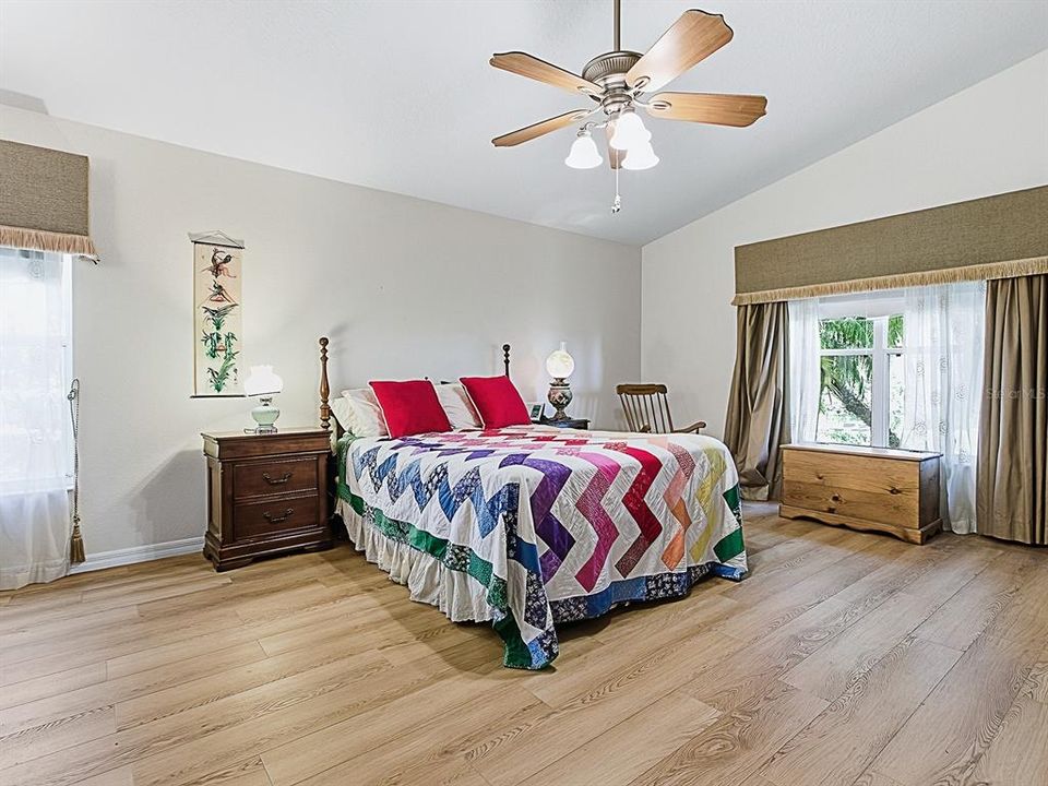 待售: $425,000 (3 贝兹, 2 浴室, 2607 平方英尺)