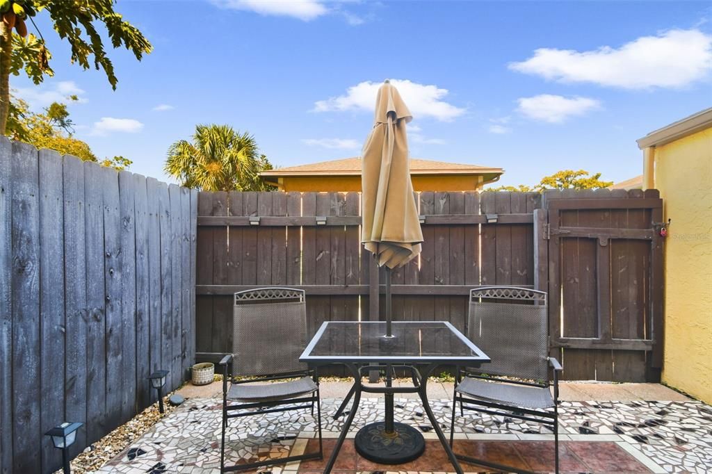 For Sale: $199,999 (3 beds, 2 baths, 1151 Square Feet)