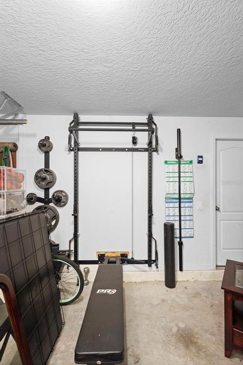 合同活跃: $455,000 (4 贝兹, 3 浴室, 1944 平方英尺)