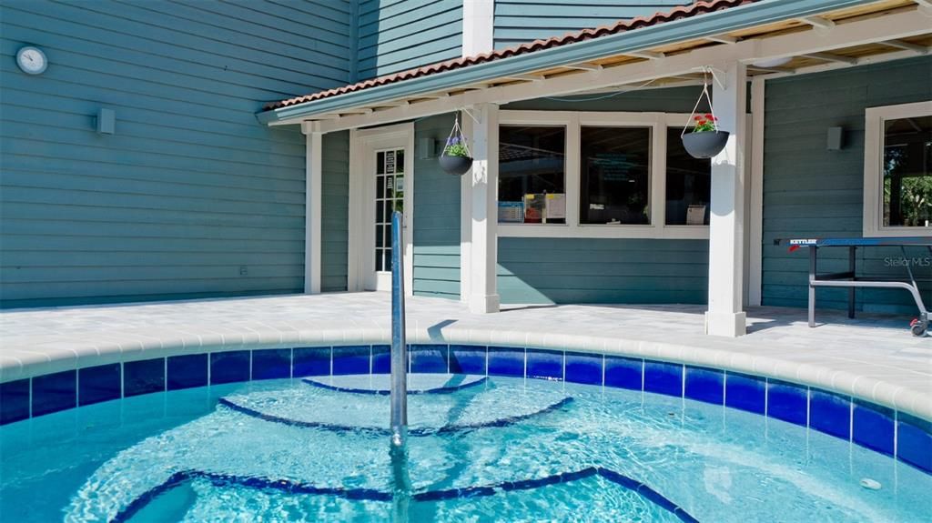 待售: $279,900 (2 贝兹, 2 浴室, 1141 平方英尺)