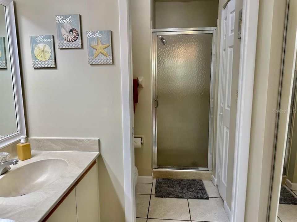 待售: $279,900 (2 贝兹, 2 浴室, 1141 平方英尺)