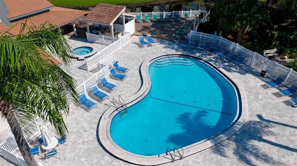 待售: $279,900 (2 贝兹, 2 浴室, 1141 平方英尺)