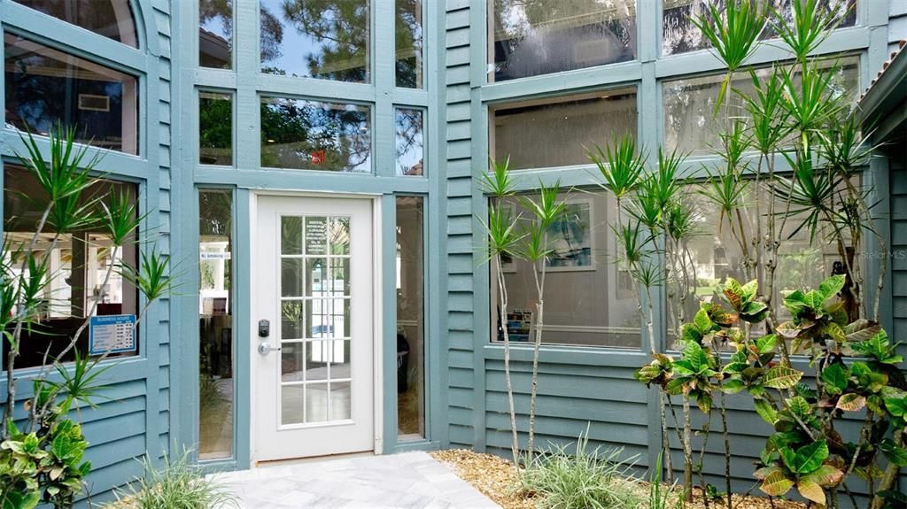 待售: $279,900 (2 贝兹, 2 浴室, 1141 平方英尺)