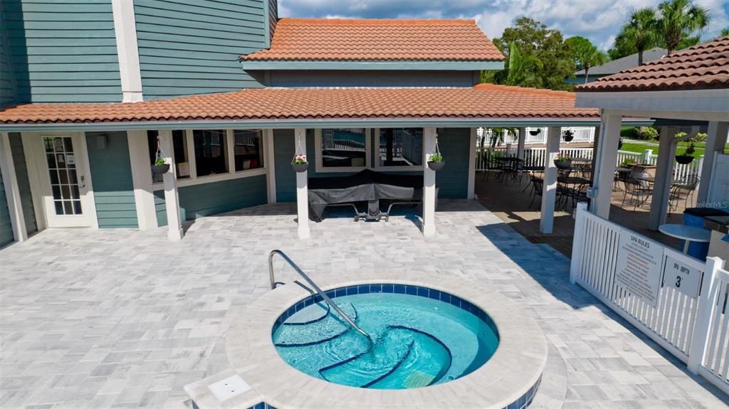 待售: $279,900 (2 贝兹, 2 浴室, 1141 平方英尺)