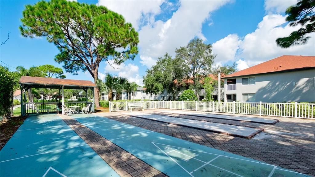 待售: $279,900 (2 贝兹, 2 浴室, 1141 平方英尺)