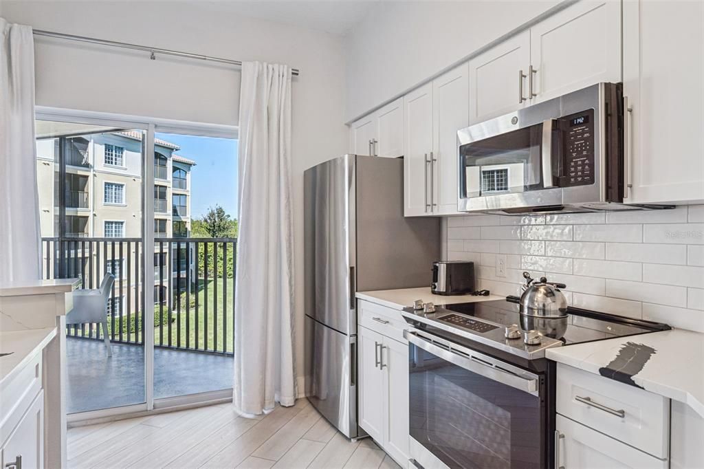 For Sale: $324,999 (3 beds, 2 baths, 1421 Square Feet)