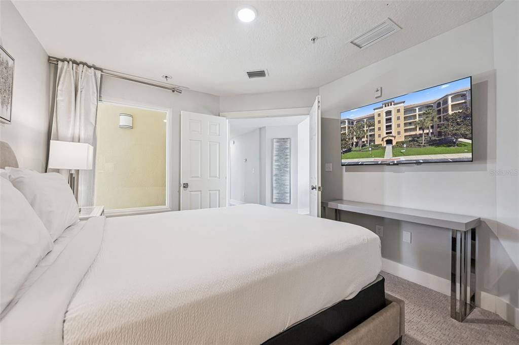 For Sale: $324,999 (3 beds, 2 baths, 1421 Square Feet)