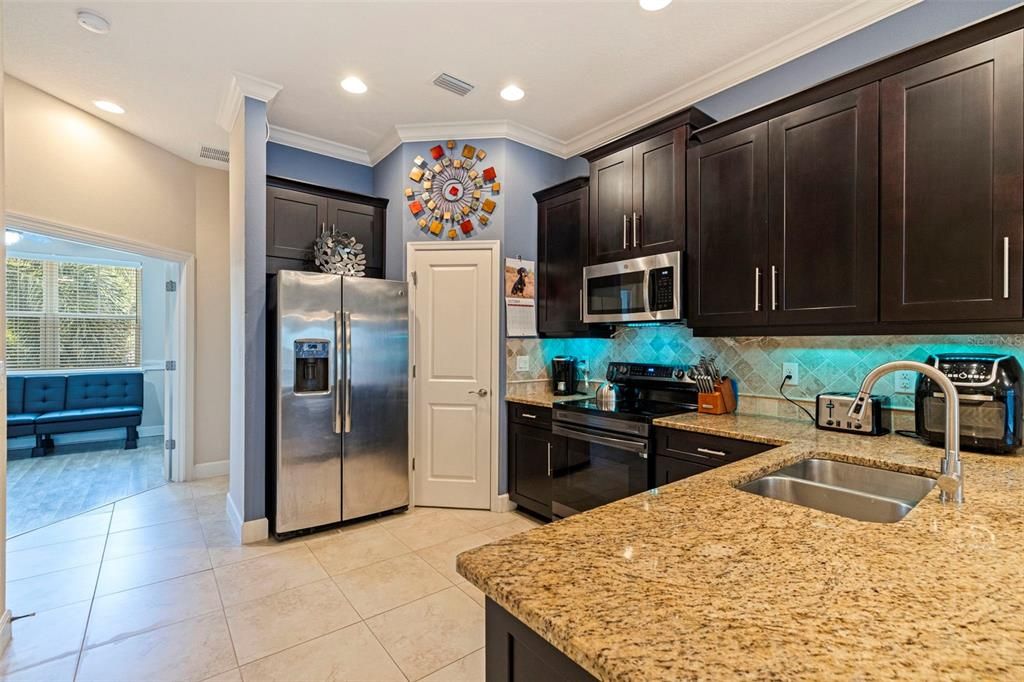 En Venta: $569,900 (3 camas, 2 baños, 1920 Pies cuadrados)