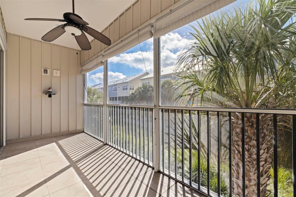 En Venta: $569,900 (3 camas, 2 baños, 1920 Pies cuadrados)