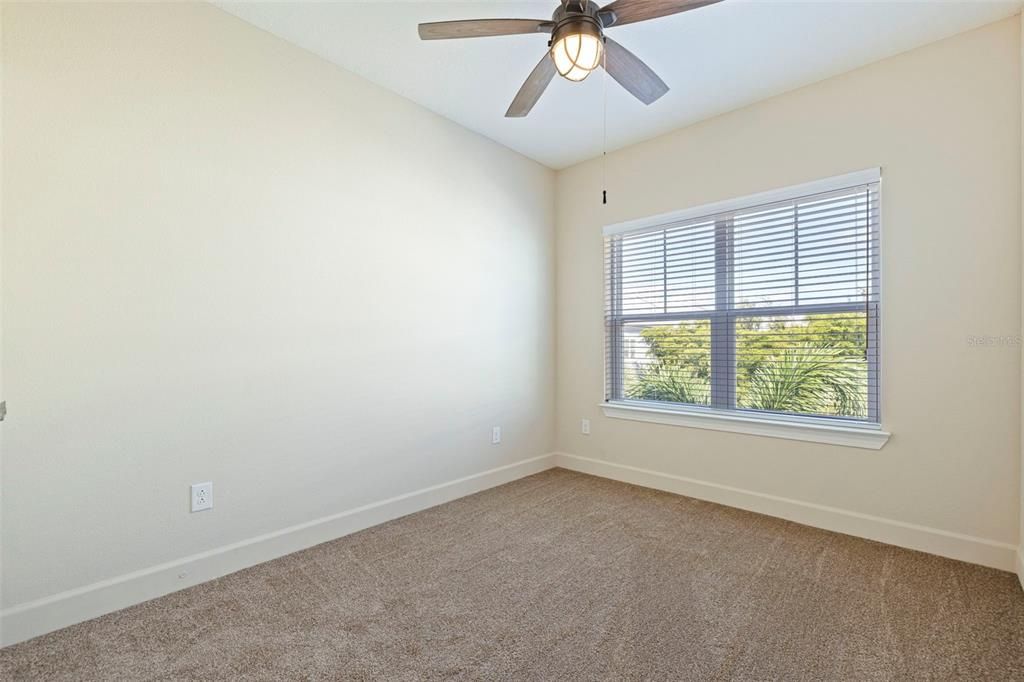 En Venta: $569,900 (3 camas, 2 baños, 1920 Pies cuadrados)