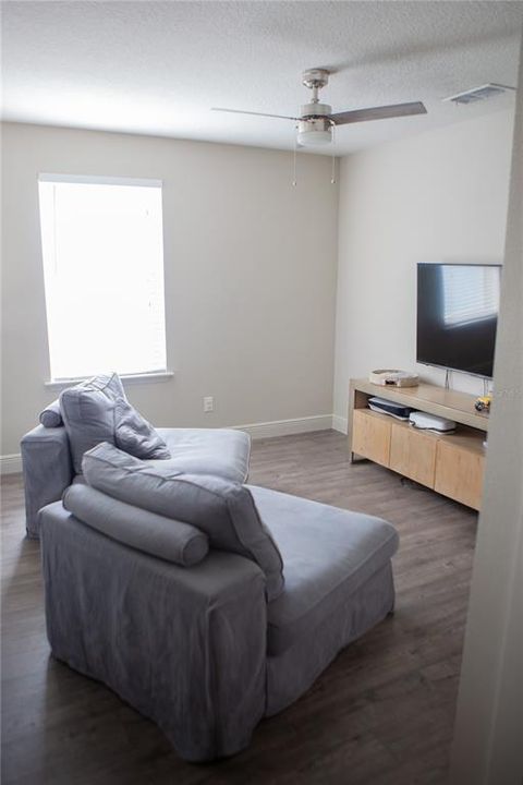 На продажу: $441,990 (3 спален, 2 ванн, 1772 Квадратных фут)