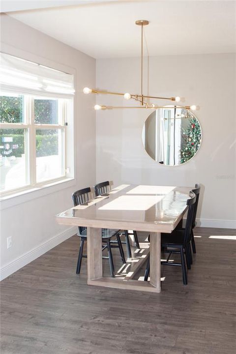 На продажу: $441,990 (3 спален, 2 ванн, 1772 Квадратных фут)