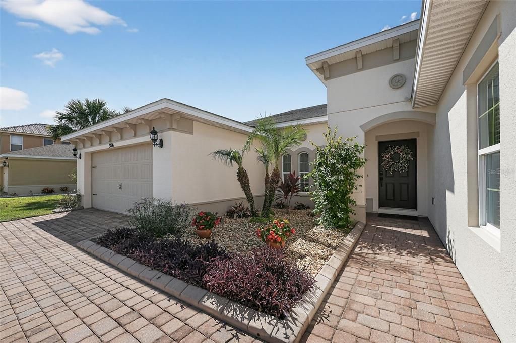 Active With Contract: $495,000 (4 beds, 3 baths, 2341 Square Feet)