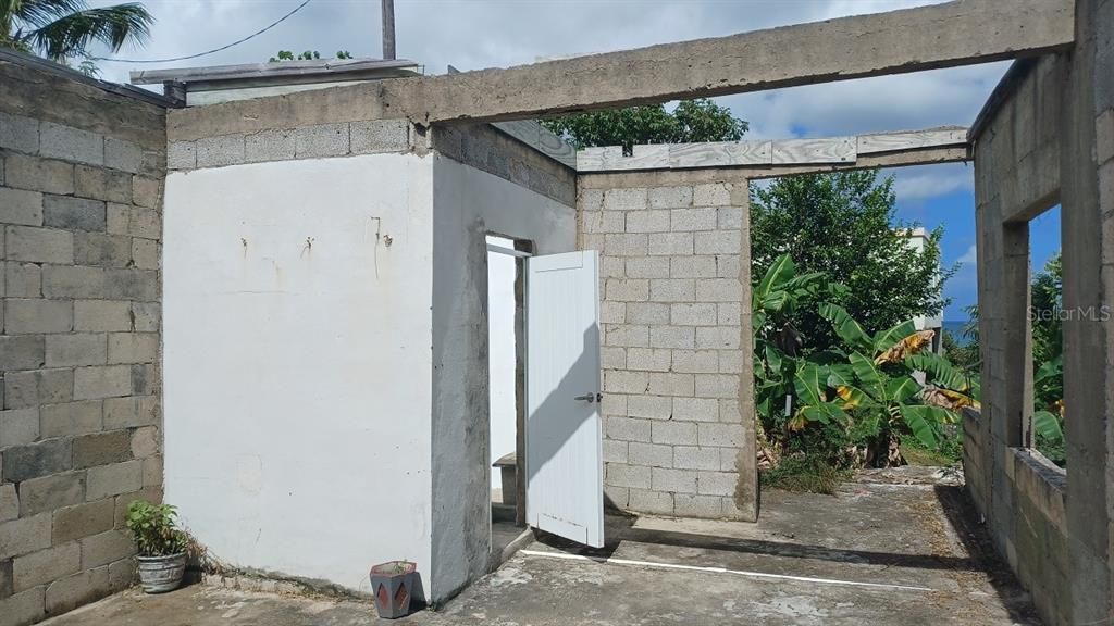 For Sale: $245,000 (2 beds, 2 baths, 1000 Square Feet)