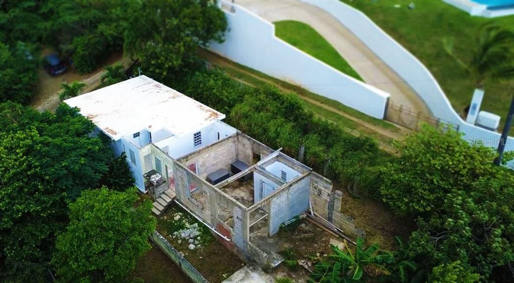 For Sale: $245,000 (2 beds, 2 baths, 1000 Square Feet)