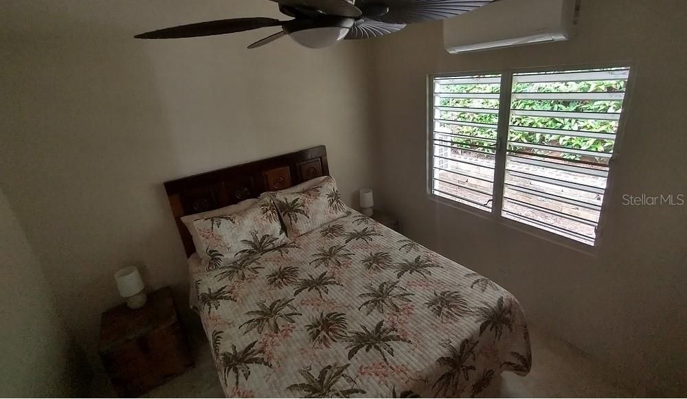 For Sale: $245,000 (2 beds, 2 baths, 1000 Square Feet)