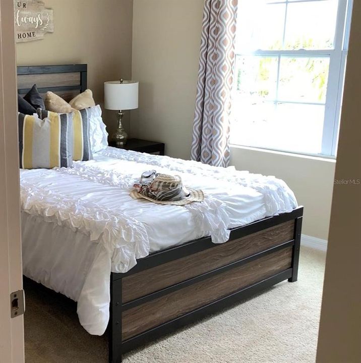 出租: $1,950 (4 贝兹, 2 浴室, 1851 平方英尺)