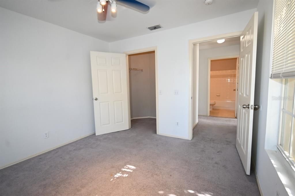 出租: $1,675 (3 贝兹, 2 浴室, 1325 平方英尺)