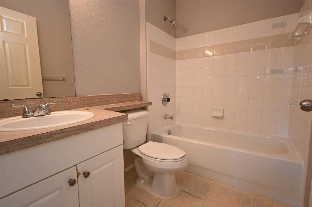 出租: $1,675 (3 贝兹, 2 浴室, 1325 平方英尺)