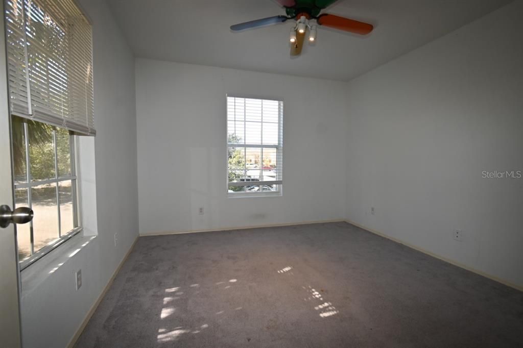 出租: $1,675 (3 贝兹, 2 浴室, 1325 平方英尺)