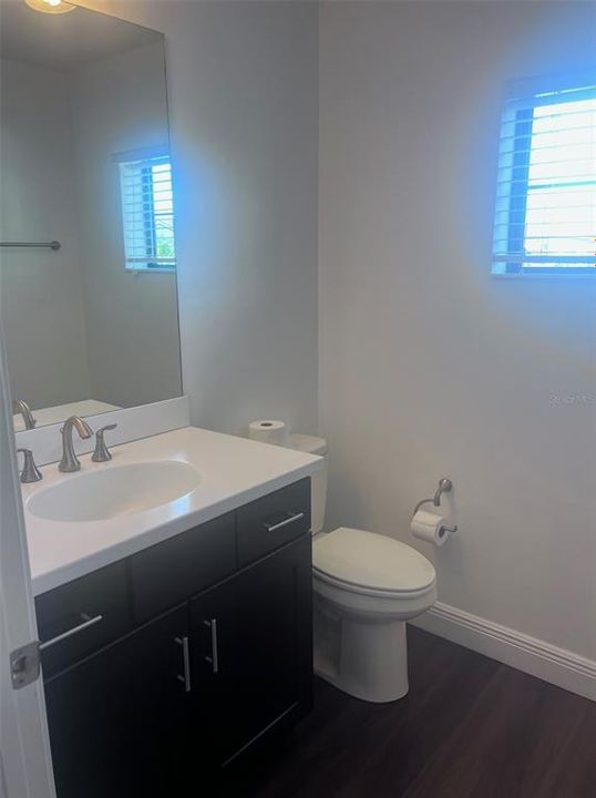 Activo con contrato: $5,500 (3 camas, 4 baños, 2725 Pies cuadrados)