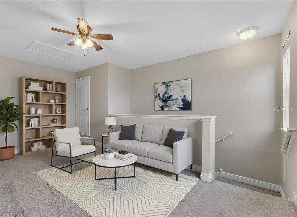 合同活跃: $389,999 (4 贝兹, 3 浴室, 2410 平方英尺)