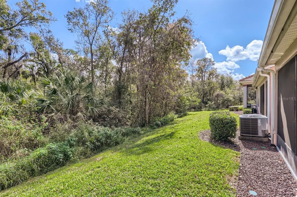 For Rent: $2,250 (3 beds, 2 baths, 2059 Square Feet)