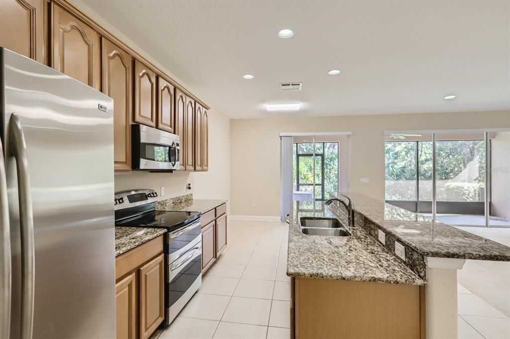 For Rent: $2,250 (3 beds, 2 baths, 2059 Square Feet)