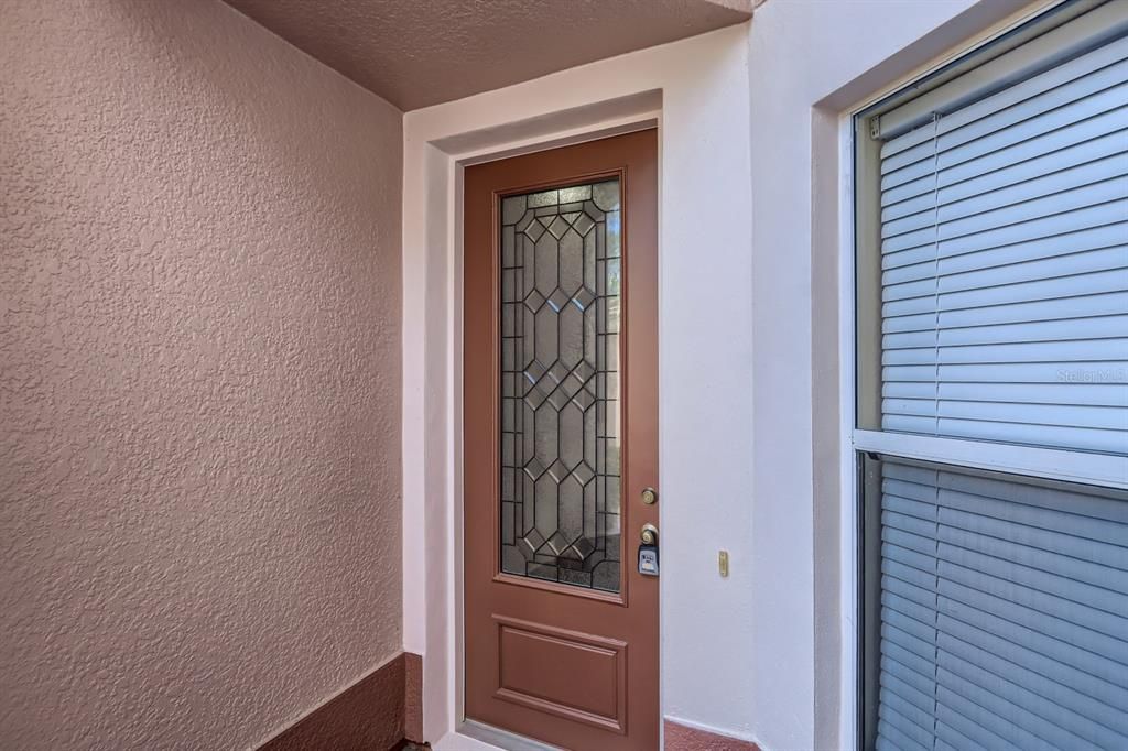 For Rent: $2,250 (3 beds, 2 baths, 2059 Square Feet)