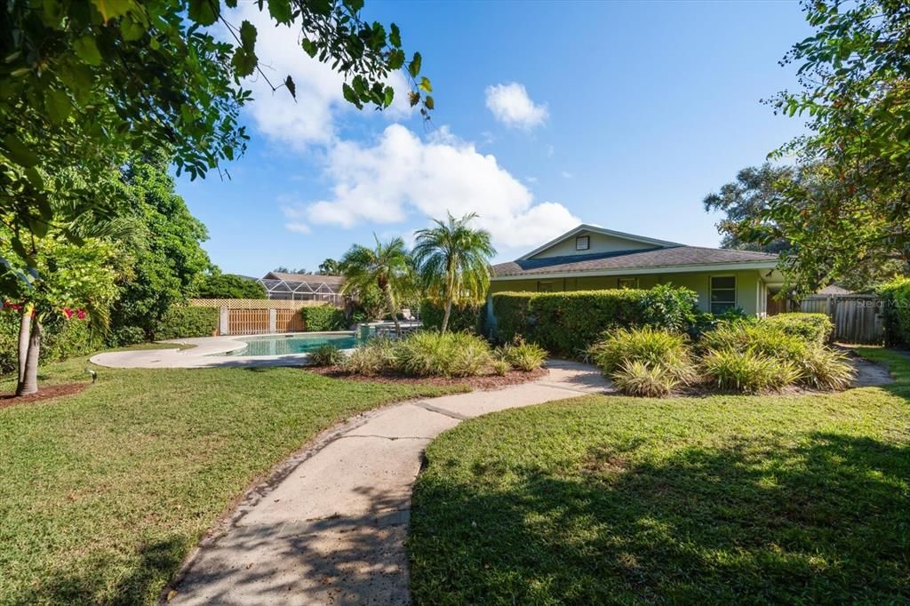 Active With Contract: $1,225,000 (4 beds, 3 baths, 3306 Square Feet)