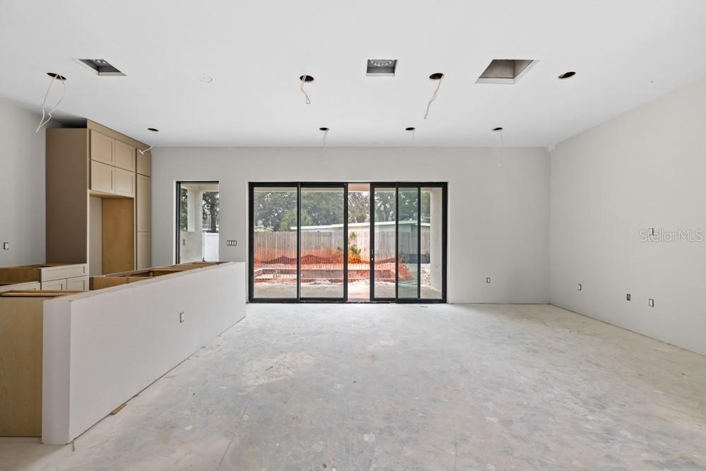 En Venta: $1,649,000 (5 camas, 4 baños, 3358 Pies cuadrados)