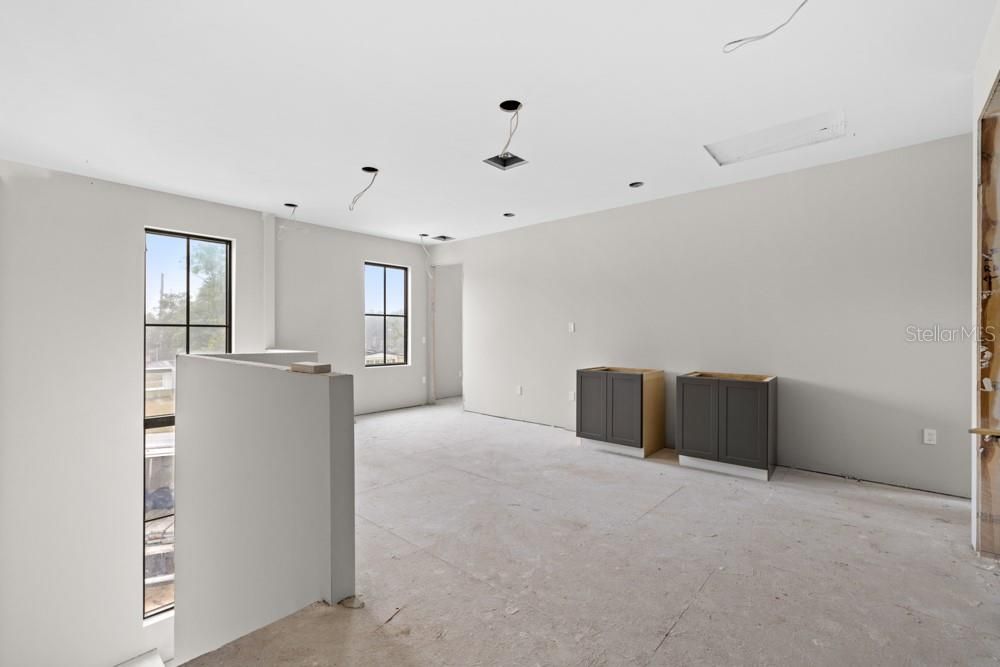 En Venta: $1,649,000 (5 camas, 4 baños, 3358 Pies cuadrados)