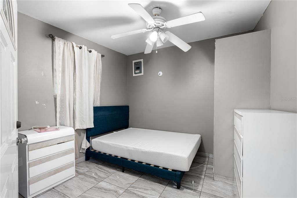 En Venta: $340,000 (4 camas, 3 baños, 1116 Pies cuadrados)