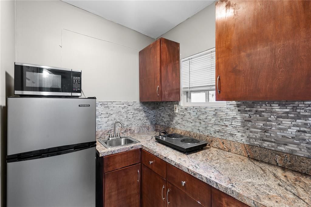 En Venta: $340,000 (4 camas, 3 baños, 1116 Pies cuadrados)