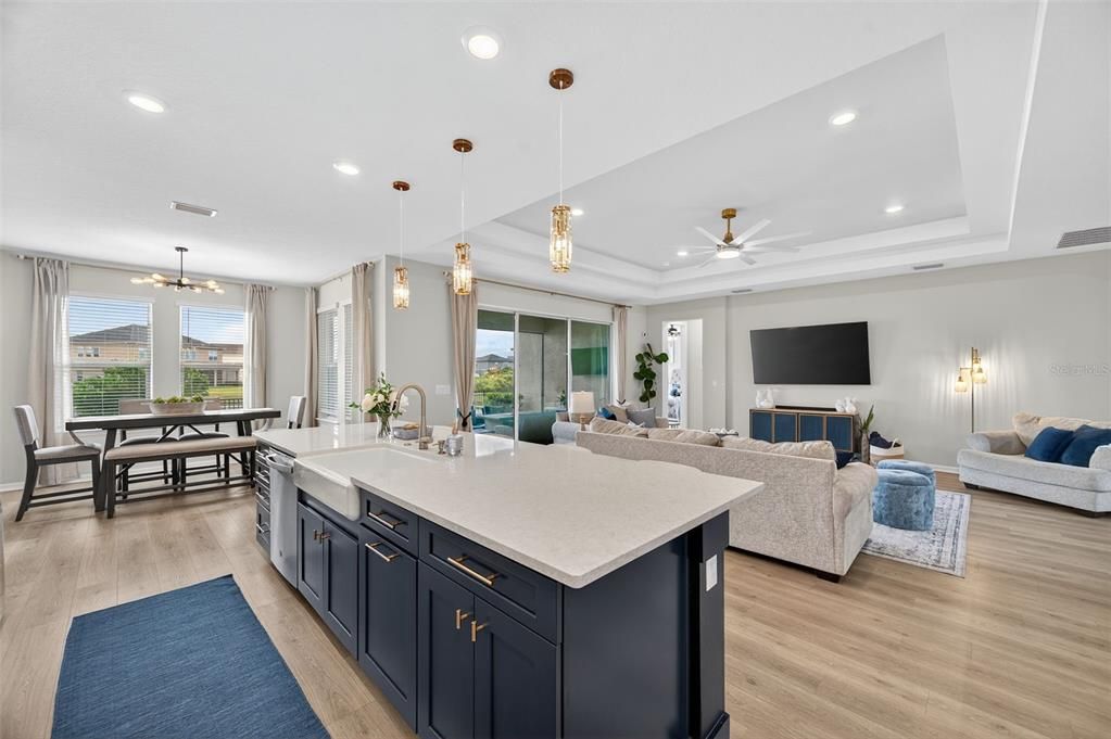 For Sale: $725,000 (5 beds, 4 baths, 3461 Square Feet)