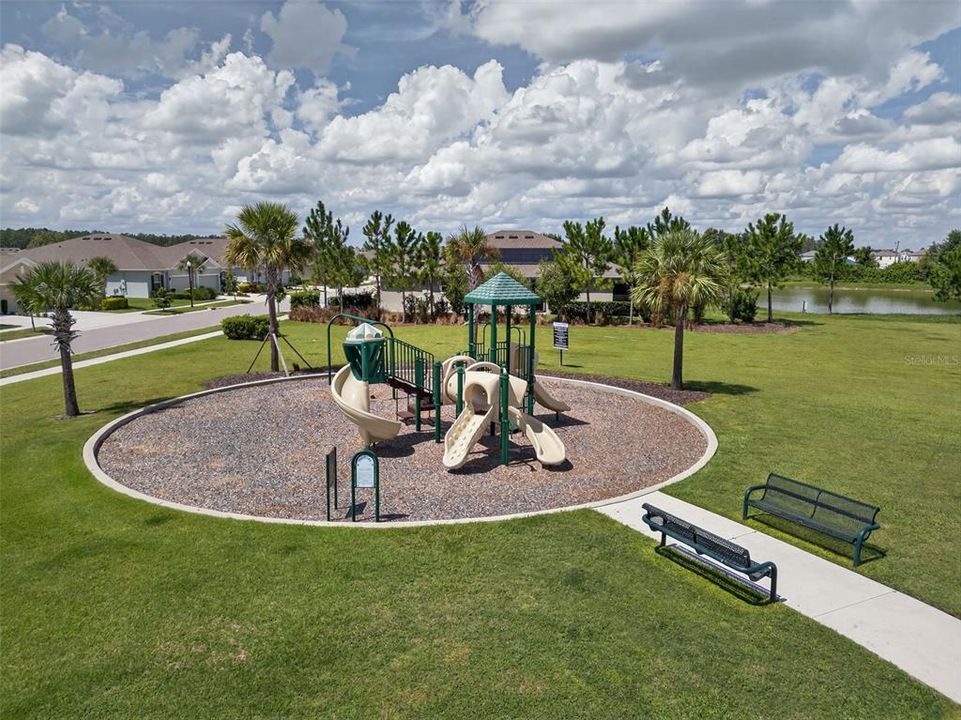 For Sale: $725,000 (5 beds, 4 baths, 3461 Square Feet)