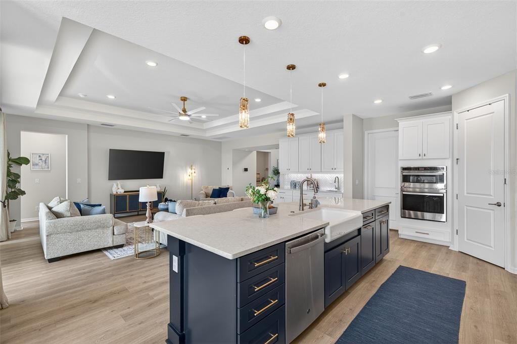 For Sale: $725,000 (5 beds, 4 baths, 3461 Square Feet)