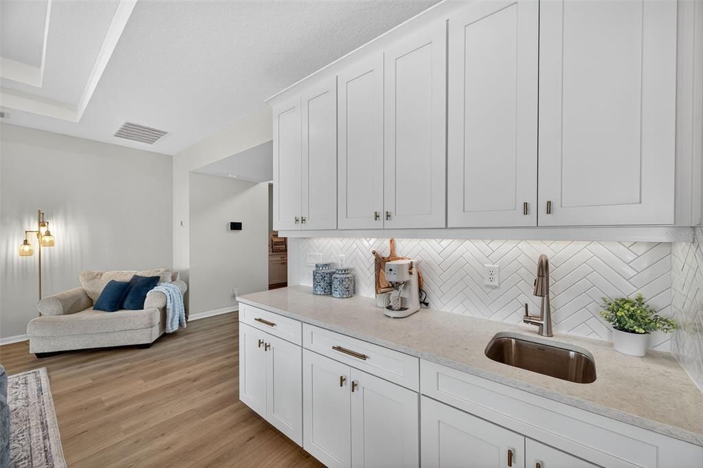 For Sale: $725,000 (5 beds, 4 baths, 3461 Square Feet)