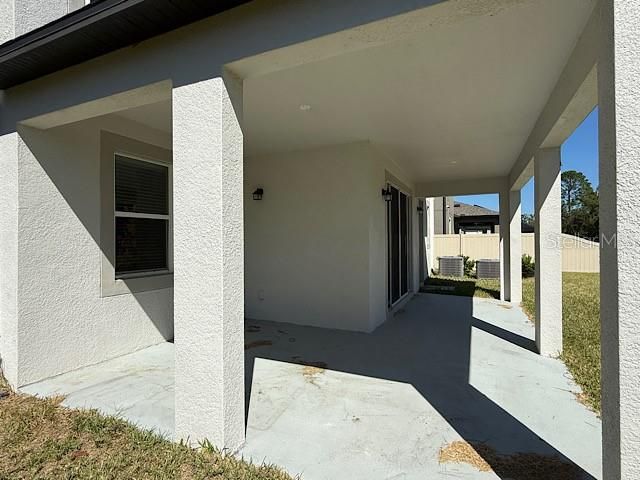 For Sale: $550,000 (5 beds, 4 baths, 3761 Square Feet)