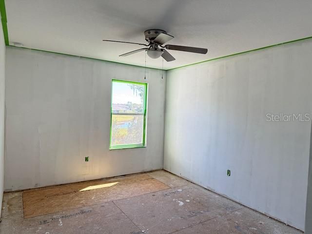 For Sale: $550,000 (5 beds, 4 baths, 3761 Square Feet)