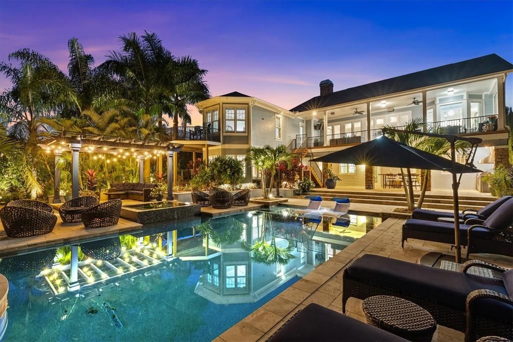 На продажу: $2,994,400 (5 спален, 4 ванн, 7682 Квадратных фут)