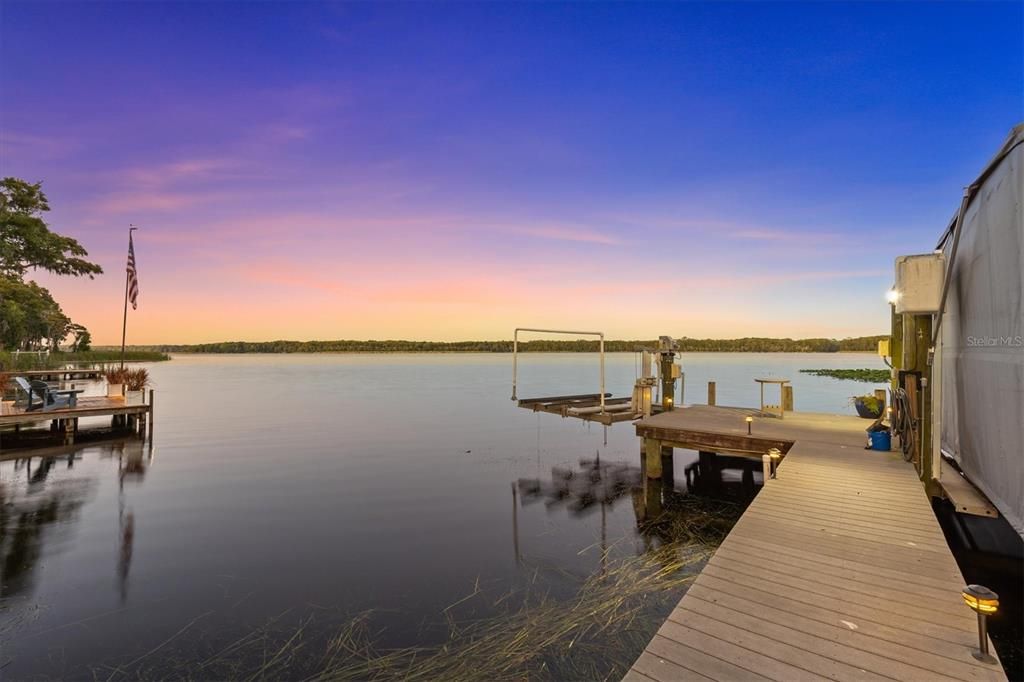 На продажу: $2,994,400 (5 спален, 4 ванн, 7682 Квадратных фут)