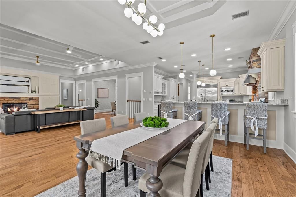 На продажу: $2,994,400 (5 спален, 4 ванн, 7682 Квадратных фут)