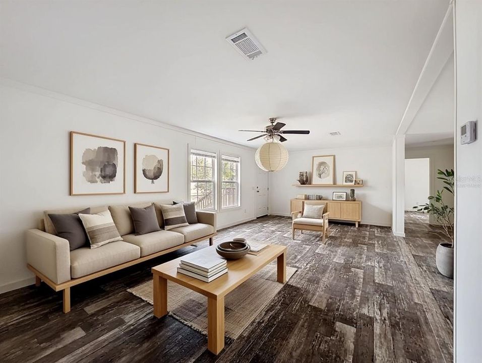 For Sale: $240,000 (3 beds, 2 baths, 1493 Square Feet)