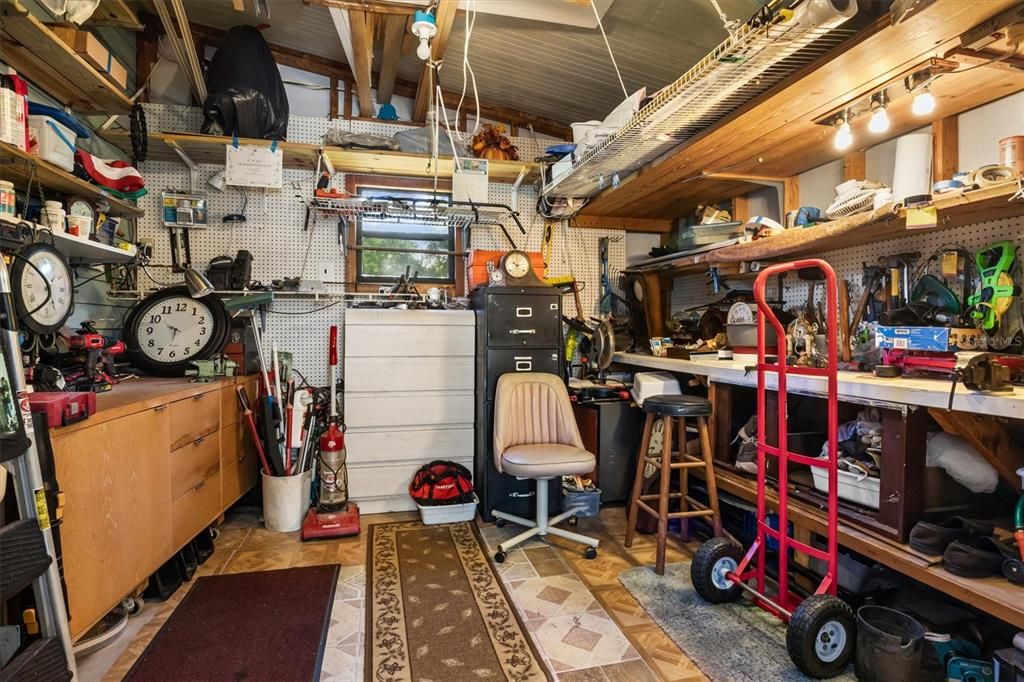 合同活跃: $155,000 (2 贝兹, 2 浴室, 1188 平方英尺)