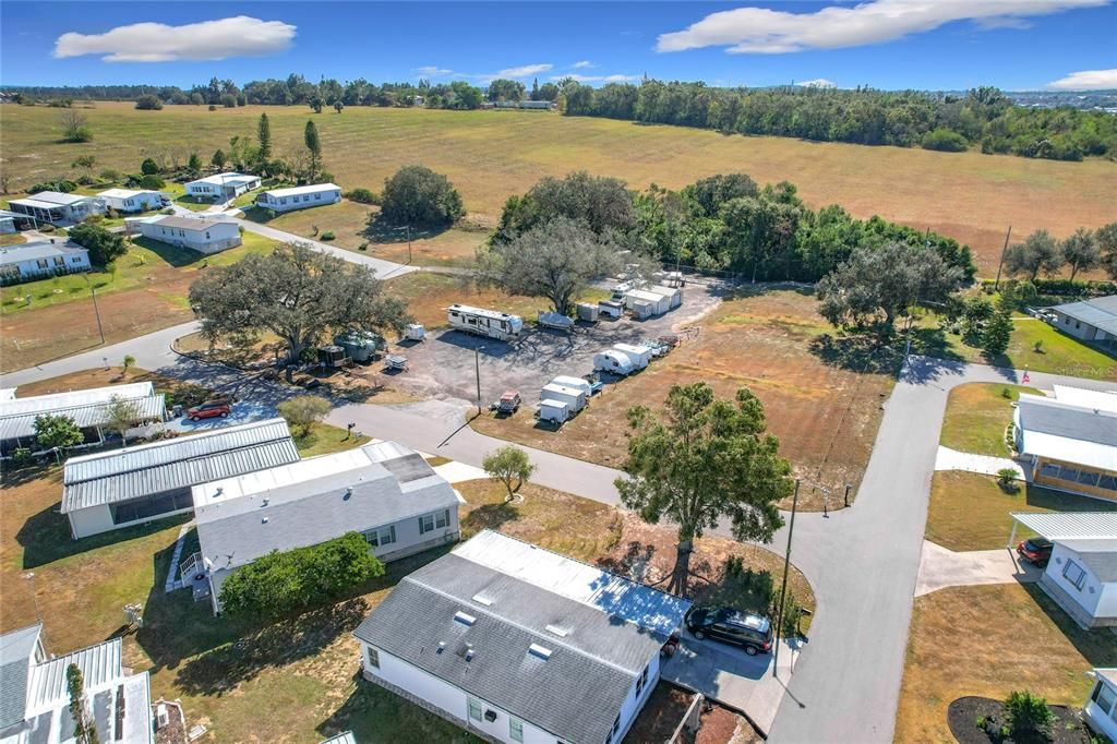 合同活跃: $155,000 (2 贝兹, 2 浴室, 1188 平方英尺)