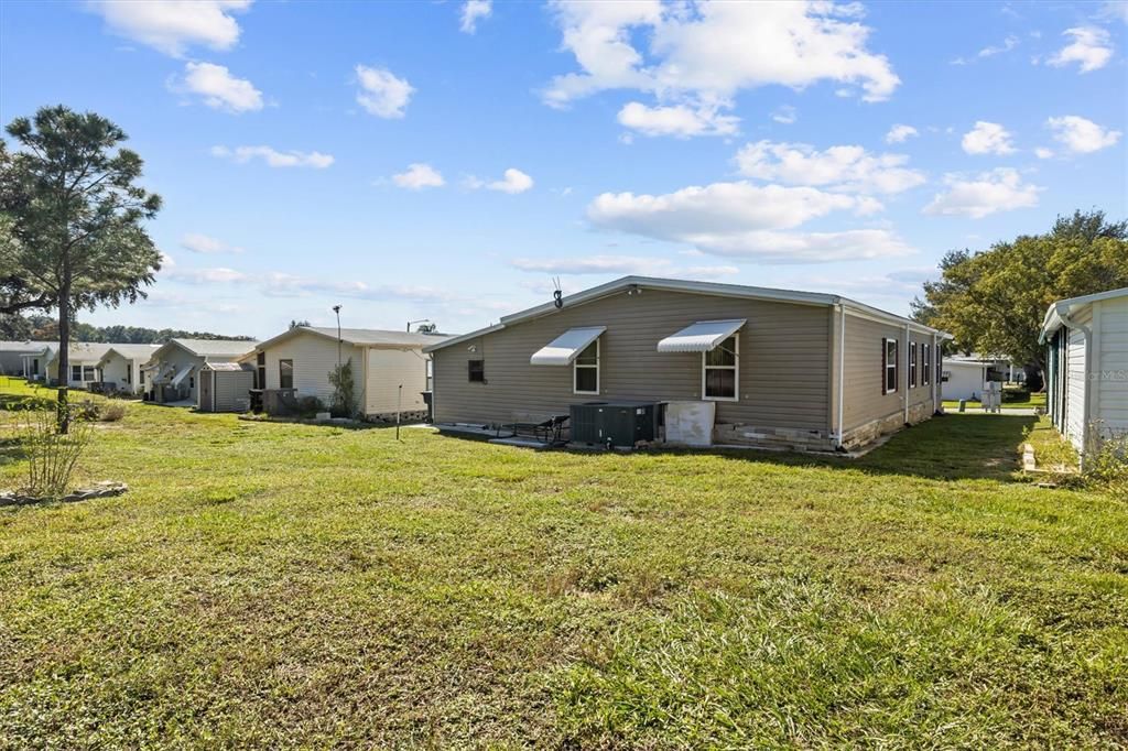 合同活跃: $155,000 (2 贝兹, 2 浴室, 1188 平方英尺)