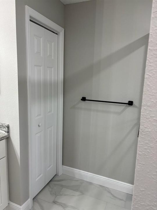 合同活跃: $259,900 (3 贝兹, 2 浴室, 1530 平方英尺)