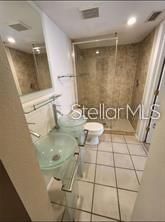 For Sale: $173,000 (2 beds, 2 baths, 870 Square Feet)