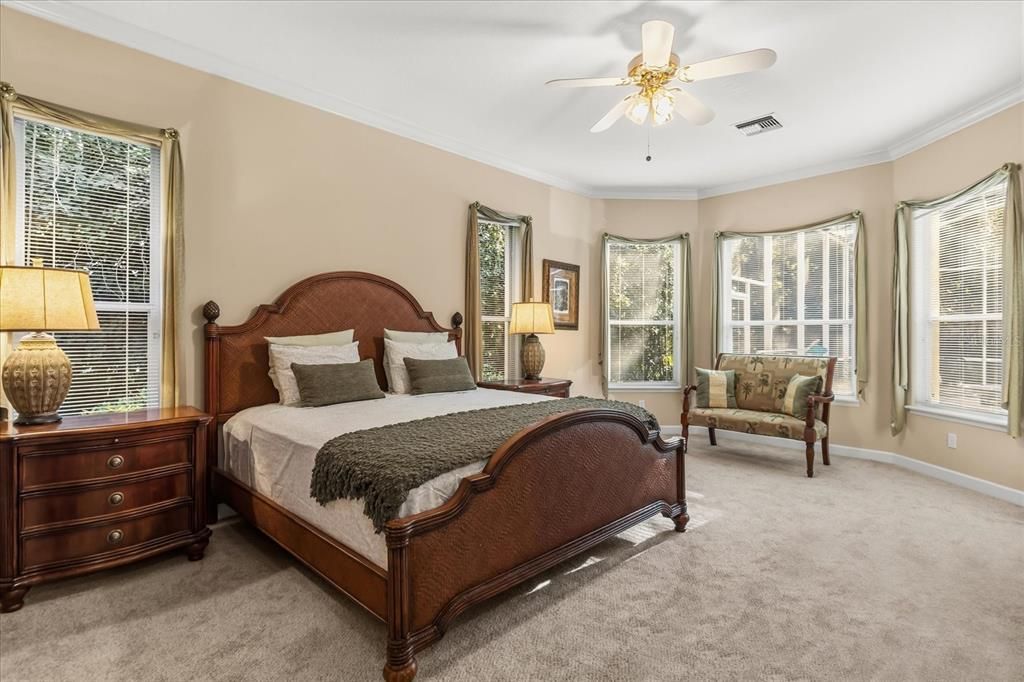 For Sale: $1,125,000 (4 beds, 3 baths, 3532 Square Feet)